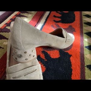 UGG Australia Light green suede loafers